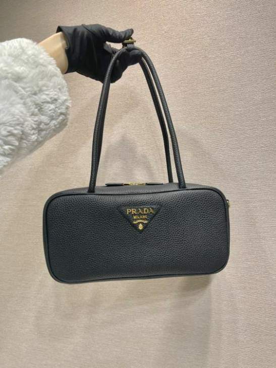 Picture of Prada Handbags _SKUfw220856506fw